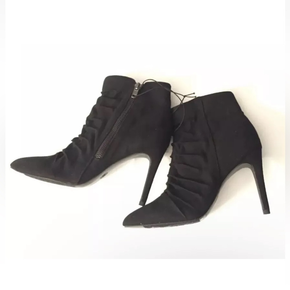 Worthington Zeebo Stilettos Black Booties Size 6.5 Memory Foam